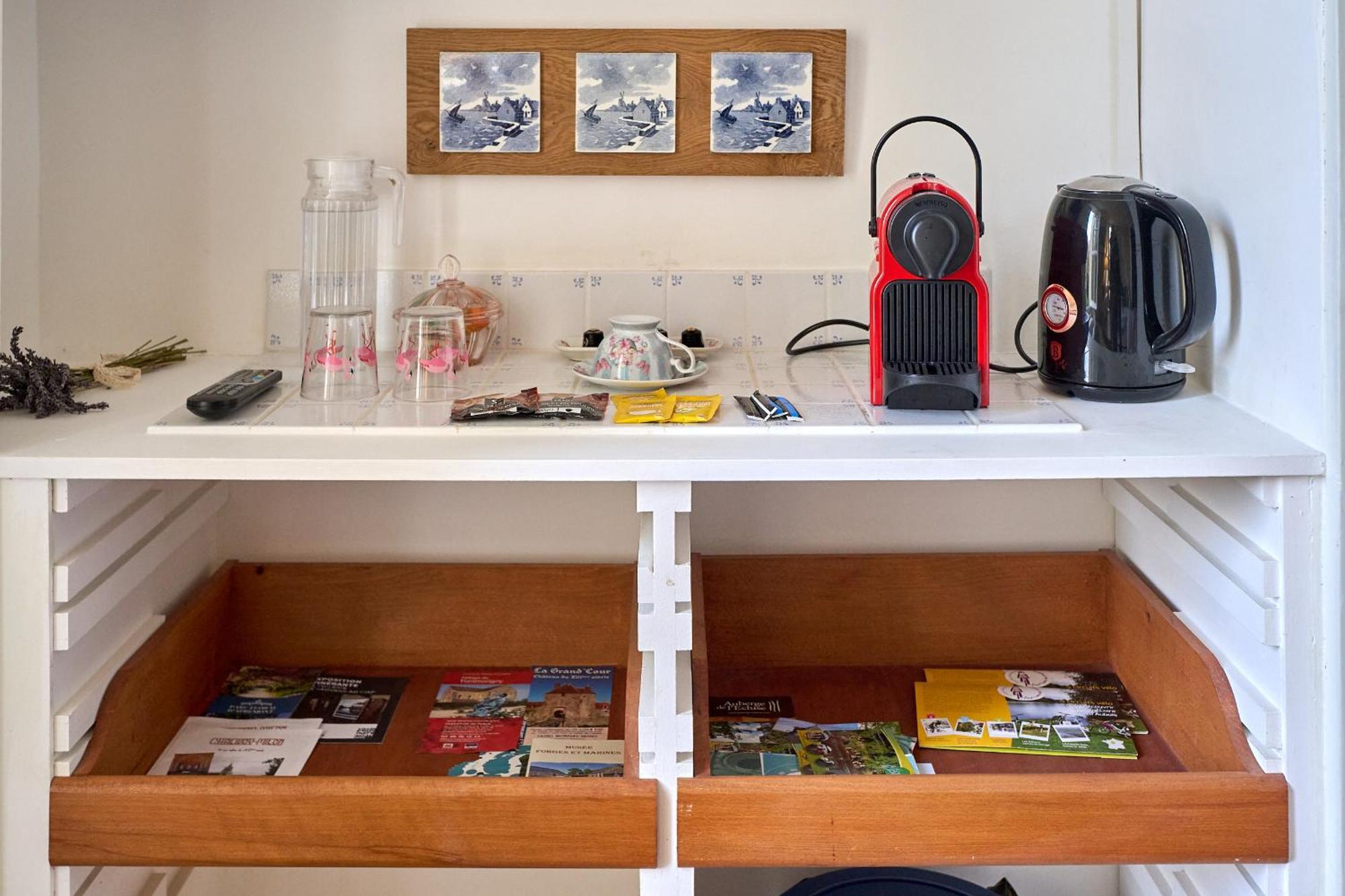 Le Nid Du Marinier Apartment Cuffy Ngoại thất bức ảnh